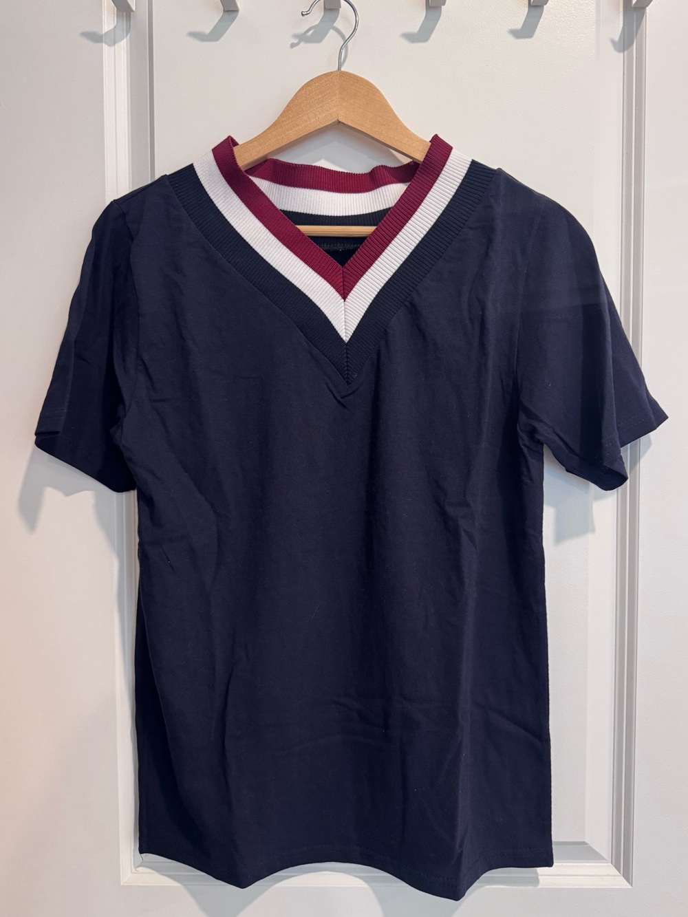 Navy Varsity Stripe V-Neck Short Sleeve Top Preppy Y2K Collegiate